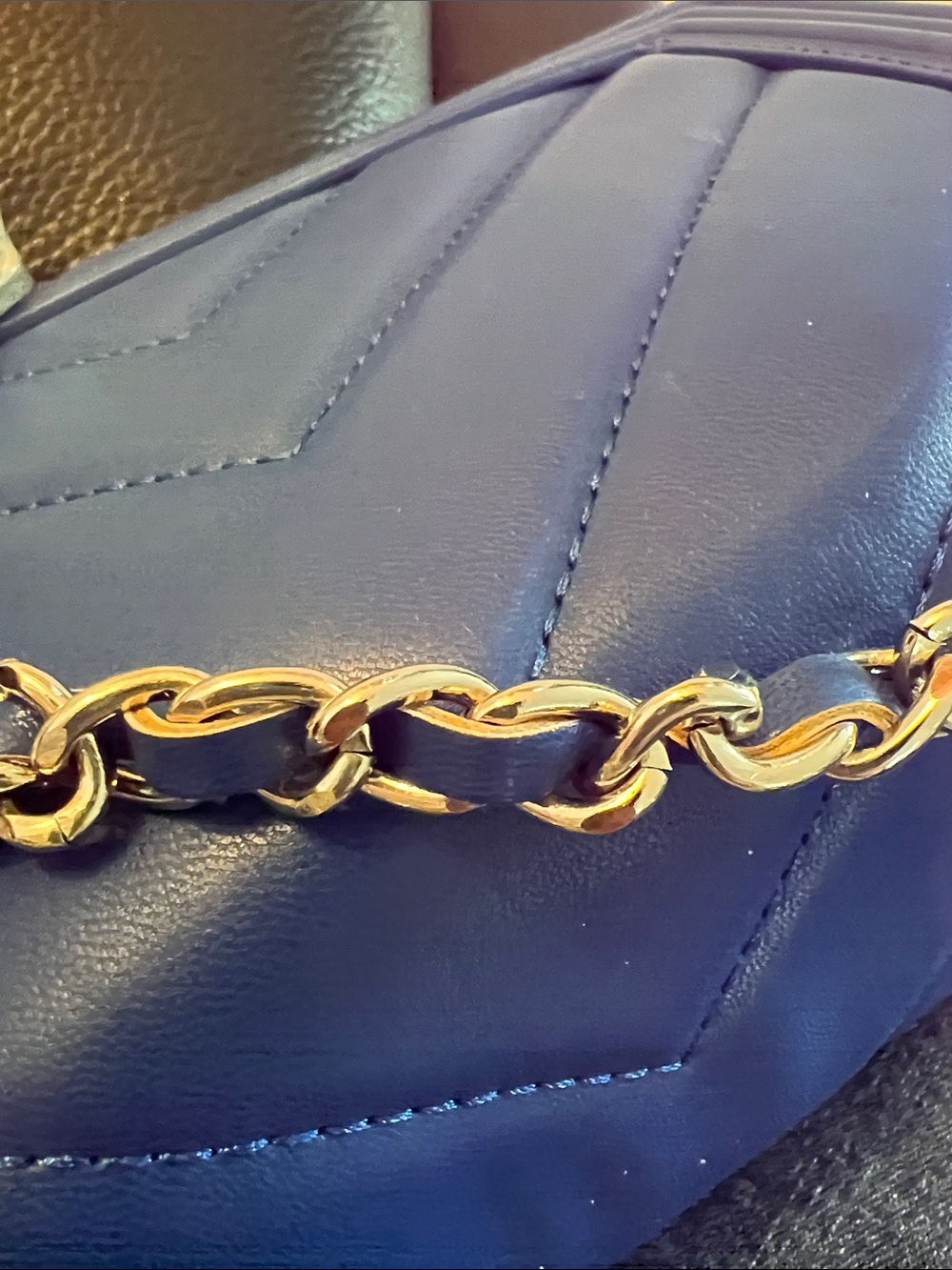 BADLEY MISCHKA VEGAN LEATHER NWT ELECTRIC BLUE  Chain-Handle Shoulder Bag - Picture 4 of 7